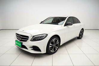 奔驰C级 2019款 C 260 运动版