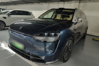 鸿蒙智行 问界M9 2025款 增程 Ultra版 52kWh 6座版 (192线激光雷达）