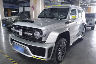 超境汽车 共创坦克300 2021款 2.0T 赛博坦克