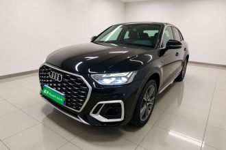 奥迪Q5L Sportback 2022款 40 TFSI 豪华型