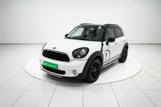 MINI Countryman 2016款 1.6T COOPER ALL4 Fun装备控