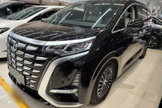 腾势D9 2024款 DM-i 980 四驱尊贵型