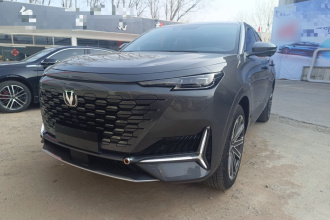 长安UNI-K 2021款 2.0T 尊贵型