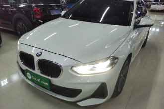 宝马1系 2023款 120i M运动版