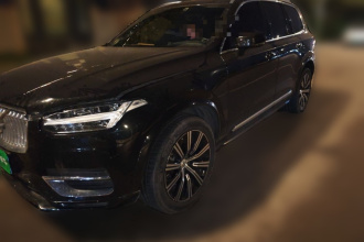 沃尔沃XC90 2022款 B6 智逸豪华版 7座