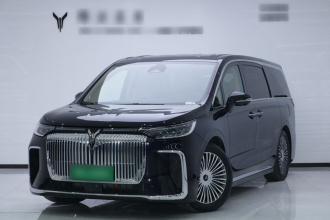 岚图汽车 岚图梦想家 2025款 PHEV 四驱旗舰鲲鹏版
