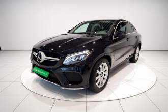 奔驰GLE轿跑 2017款 GLE 320 4MATIC 轿跑SUV