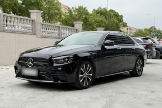 奔驰E级新能源 2022款 改款三 E 350 e L 插电式混合动力运动轿车