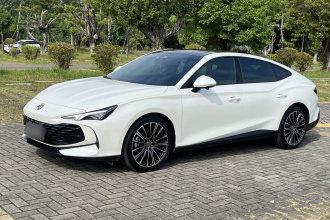 名爵 MG7 2023款 1.5T DCT至美优雅版