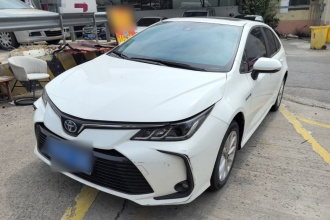 丰田 卡罗拉 2021款 双擎 1.8L E-CVT精英版