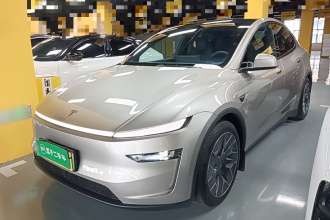 特斯拉 Model Y L 2025款 长续航全轮驱动版