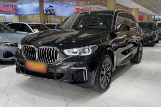 宝马X5 2022款 改款 xDrive 30Li 尊享型M运动套装