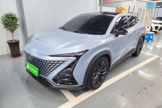 长安UNI-T 2022款 2.0T 尊贵型