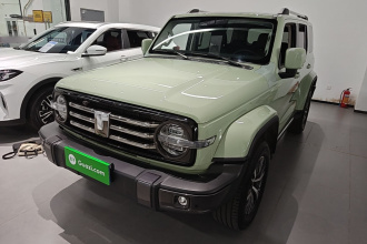 坦克300 2023款 城市版 2.0T 很有型