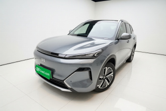 吉利银河 银河星舰7 EM-i 2025款 120km 探索+版