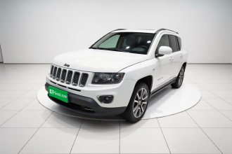 Jeep 指南者(进口) 2014款 2.4L 四驱豪华版