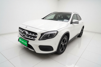 奔驰GLA 2019款 GLA 200 时尚型