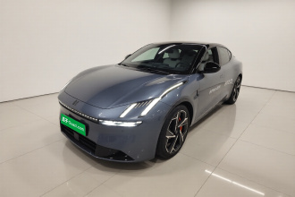 领克Z10 2024款 95kWh 702km四驱智驾Ultra