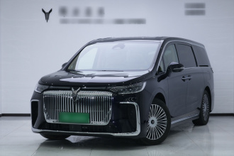 岚图汽车 岚图梦想家 2025款 PHEV 四驱旗舰鲲鹏版