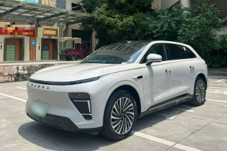 星途 星纪元 ET 2024款 增程 240 Ultra四驱