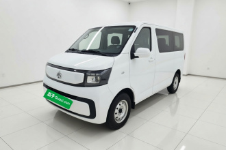 长安凯程 长安睿行EM60 2025款 客运版 舒适型 6座 300km 背掀门