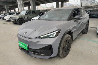 大众 ID.UNYX 与众 2024款 Pro 长续航版