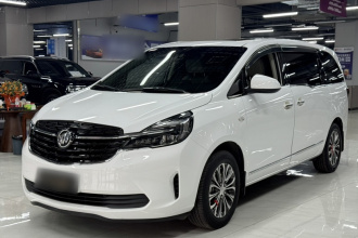 别克GL8 2022款 陆上公务舱 652T 豪华型