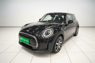 MINI 2023款 改款 1.5T COOPER 艺术家