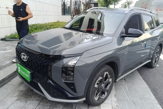 北京现代ix35 2023款 沐飒 2.0L 尊贵版LUX