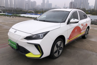 东风风神E70 2023款 改款 PRO 智行版