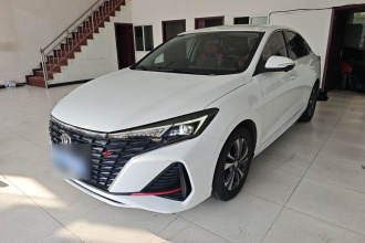 长安 逸动 2022款 PLUS 蓝鲸NE 1.4T GDI DCT尊贵版