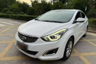 现代 朗动 2016款 1.6L 自动尊贵型