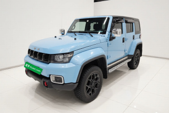 北京越野 北京BJ40 2023款 2.0D 自动四驱刀锋英雄版侠客型
