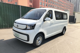 长安凯程 长安睿行EM60 2026款 舒适型 6座 320km  对开门