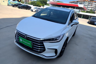 比亚迪 宋MAX新能源 2022款 DM-i 105KM 尊荣型