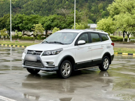 北汽幻速S3 2016款 S3L 1.5L 手动尊贵型