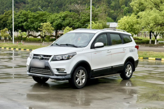 北汽幻速S3 2016款 S3L 1.5L 手动尊贵型