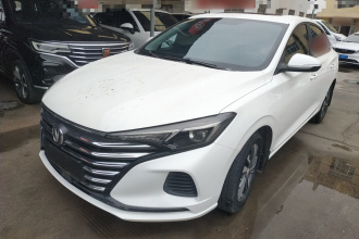 长安 逸动 2021款 PLUS 1.6L GDI 手动豪华型