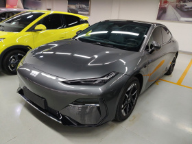 吉利银河 银河E8 2024款 550km 后驱龙腾版