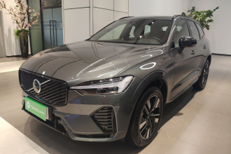 沃尔沃XC60 2026款 B5 四驱智远运动版