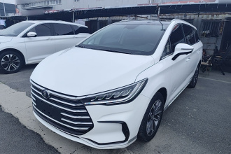 比亚迪 宋MAX 2021款 升级版 1.5T 自动尊贵型 7座