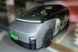 理想汽车 理想MEGA 2025款 Home 家庭特别版