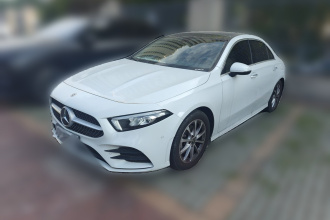 奔驰A级 2021款 A 200 L 运动轿车时尚型