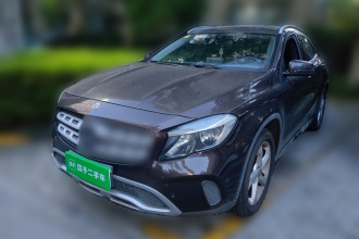 奔驰GLA 2018款 GLA 200 动感型