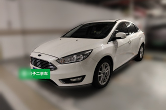 福特 福克斯 2017款 三厢 EcoBoost 180 自动精英型