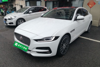 捷豹XEL 2020款 2.0T 250PS SE科技优雅版