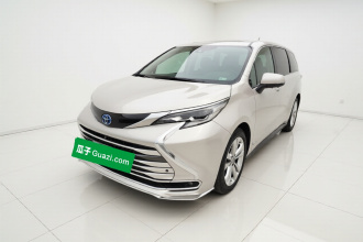 丰田 赛那SIENNA 2023款 2.5L混动 尊贵版