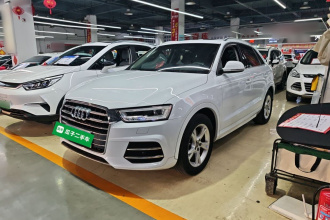 奥迪Q3 2018款 30周年年型 35 TFSI 时尚型