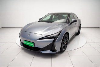 ARCFOX极狐 极狐 阿尔法S5 2024款 560MAX 185kW