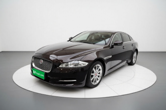 捷豹XJ 2014款 XJL 2.0T 两驱典雅商务版